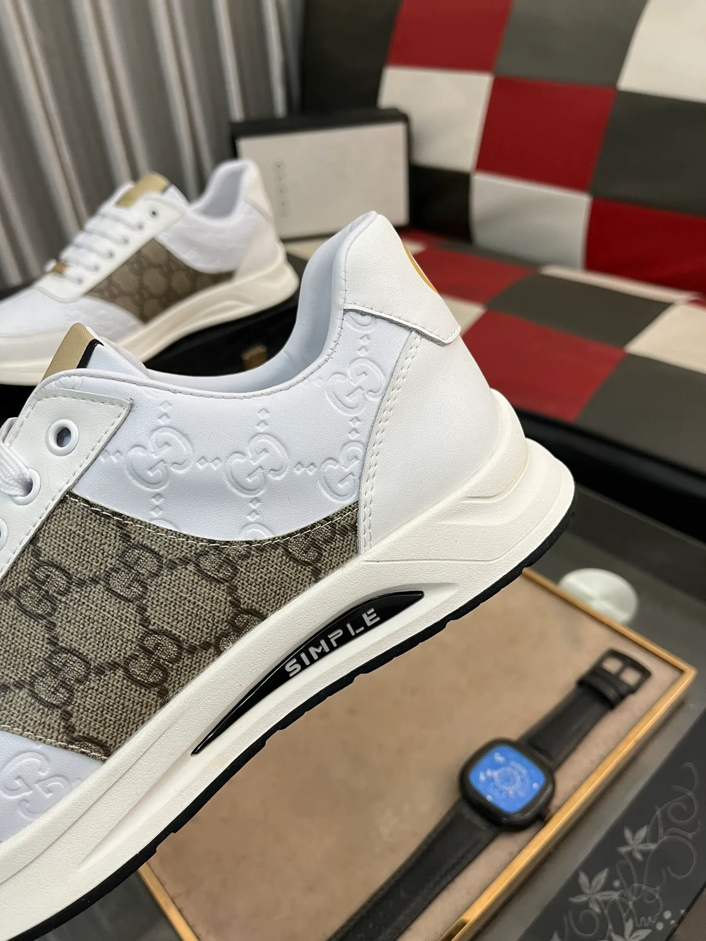 Men's Men's Shoes 💰420 ⌚️⌚️[GUCCI] Gucci men's casual shoes are absolutely popular 🔥The ultimate matching item for trendy men! Irresistible charm of super texture, the main recommendation, the upper is made of high-quality cowhide + breathable fabric, sheepskin feet, wear-resistant rubber sole, noble and elegant! Extremely comfortable🎁🎁You can be as handsome as you want💪 Size: 38-44!